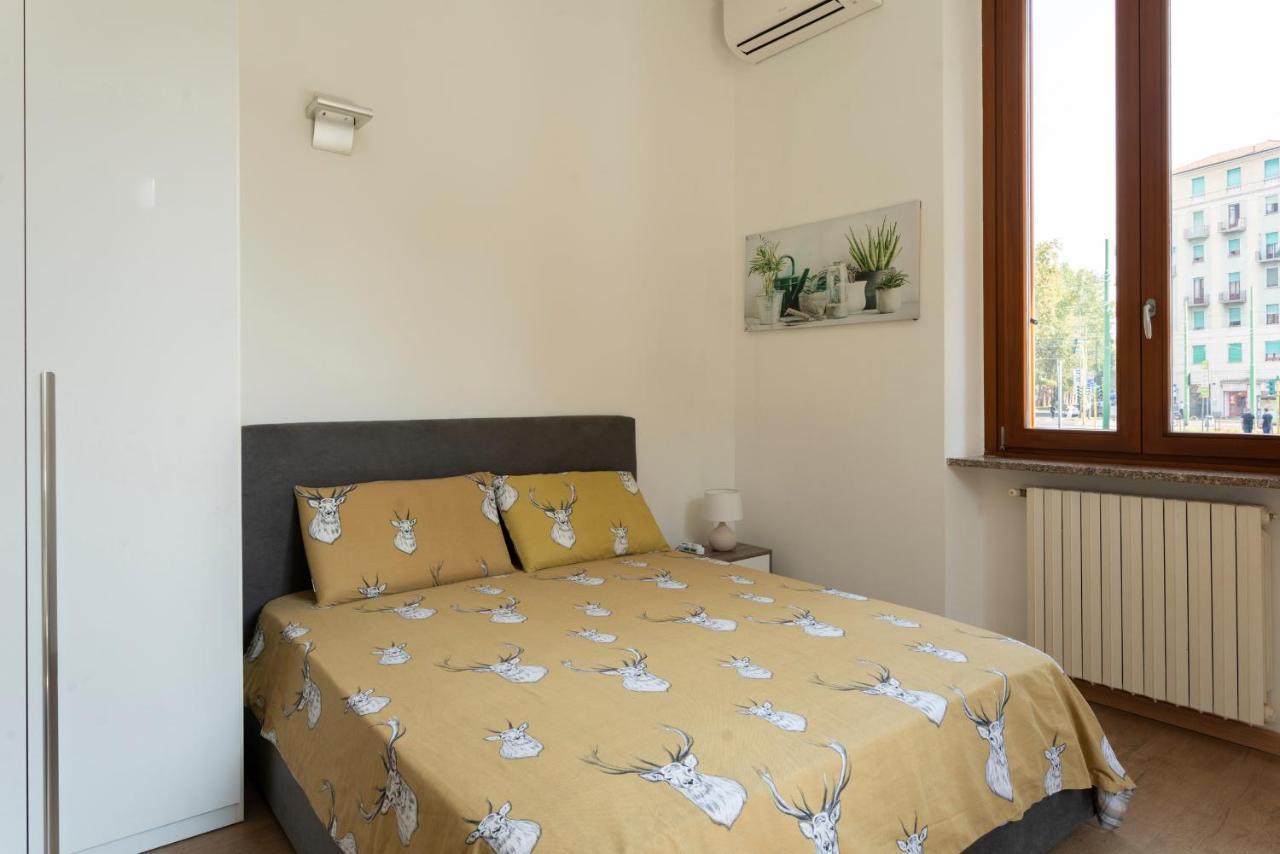 Sweet Home Suite - Duomo, Milano ภายนอก รูปภาพ